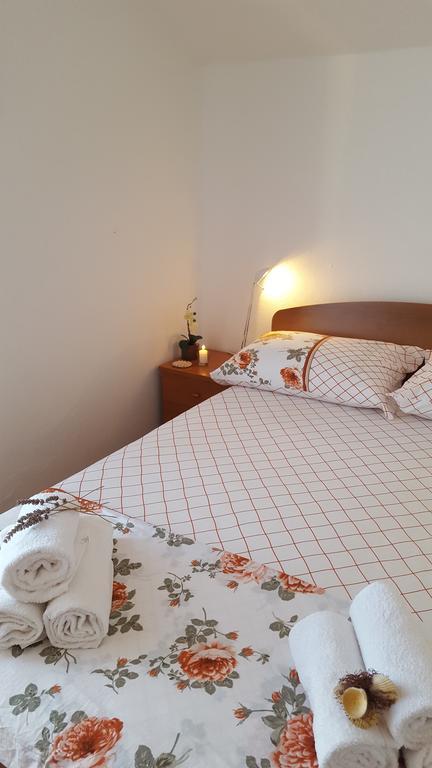 Apartment Ana Kali Esterno foto