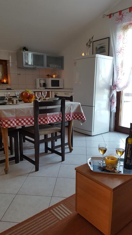 Apartment Ana Kali Esterno foto