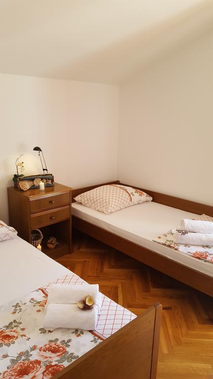 Apartment Ana Kali Esterno foto